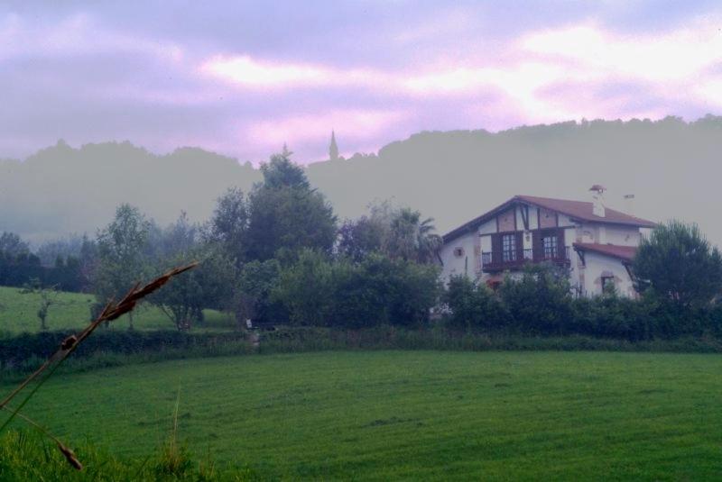 Casa Rural Iketxe 혼다리비아 외부 사진